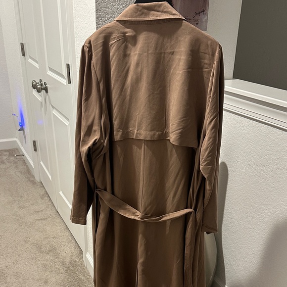 BNWT JustFab Brown Trench Coat 🧥 - Picture 6 of 9